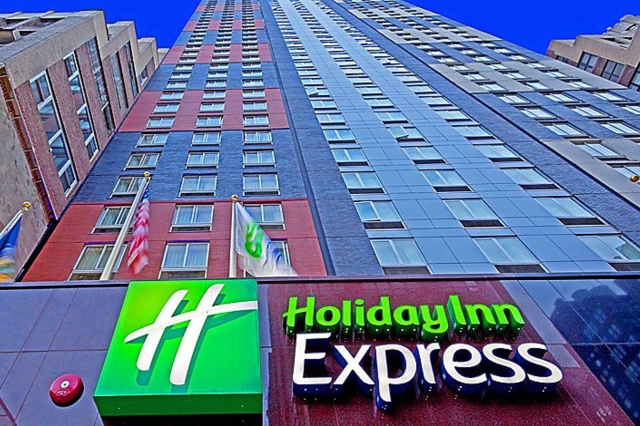 Holiday Inn Express - Times Square, An Ihg Hotel New York Bagian luar foto